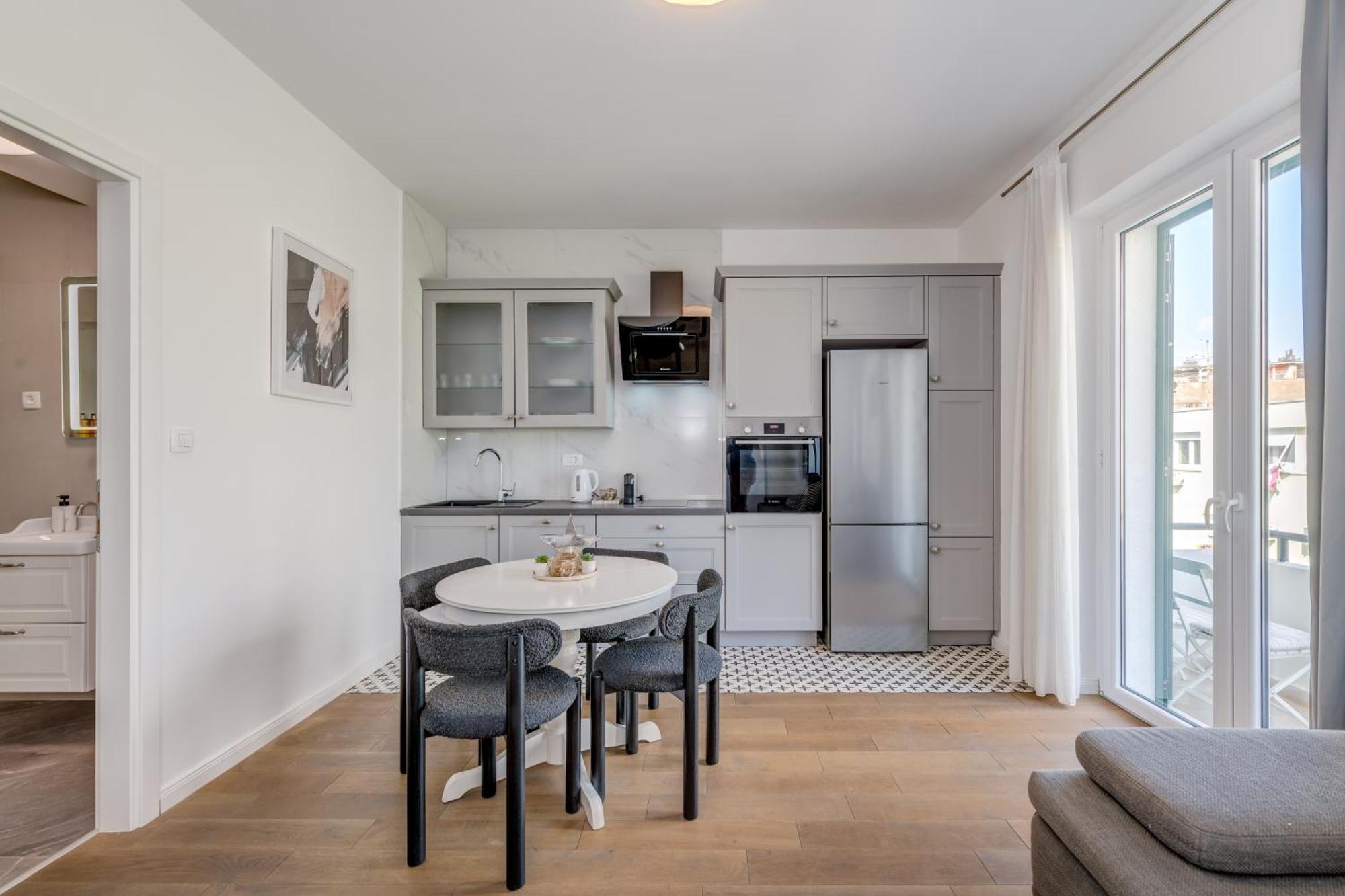 Finn Luxury Rooms Сплит Экстерьер фото